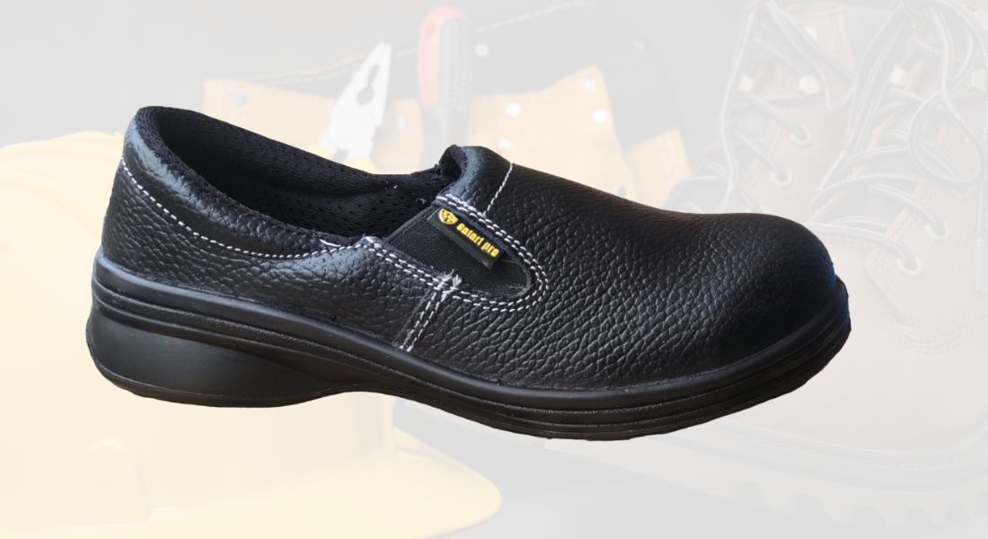 Ladies safety shoes