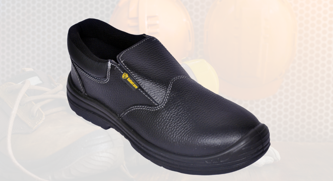 Lightweight Ladies safety shoes